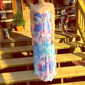Floral Printed Prom Dress (size M—fits like an 8)